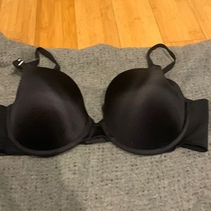 Soma 38c vanishing back like new black bra